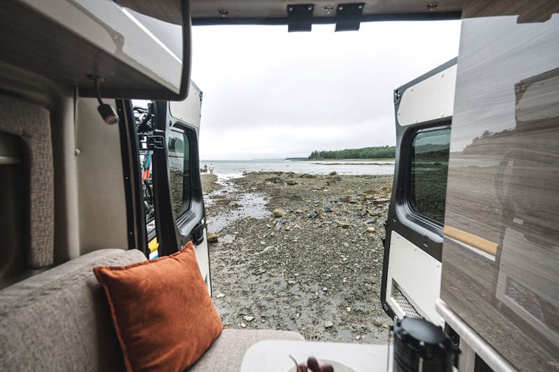 The Movement of Simplifying