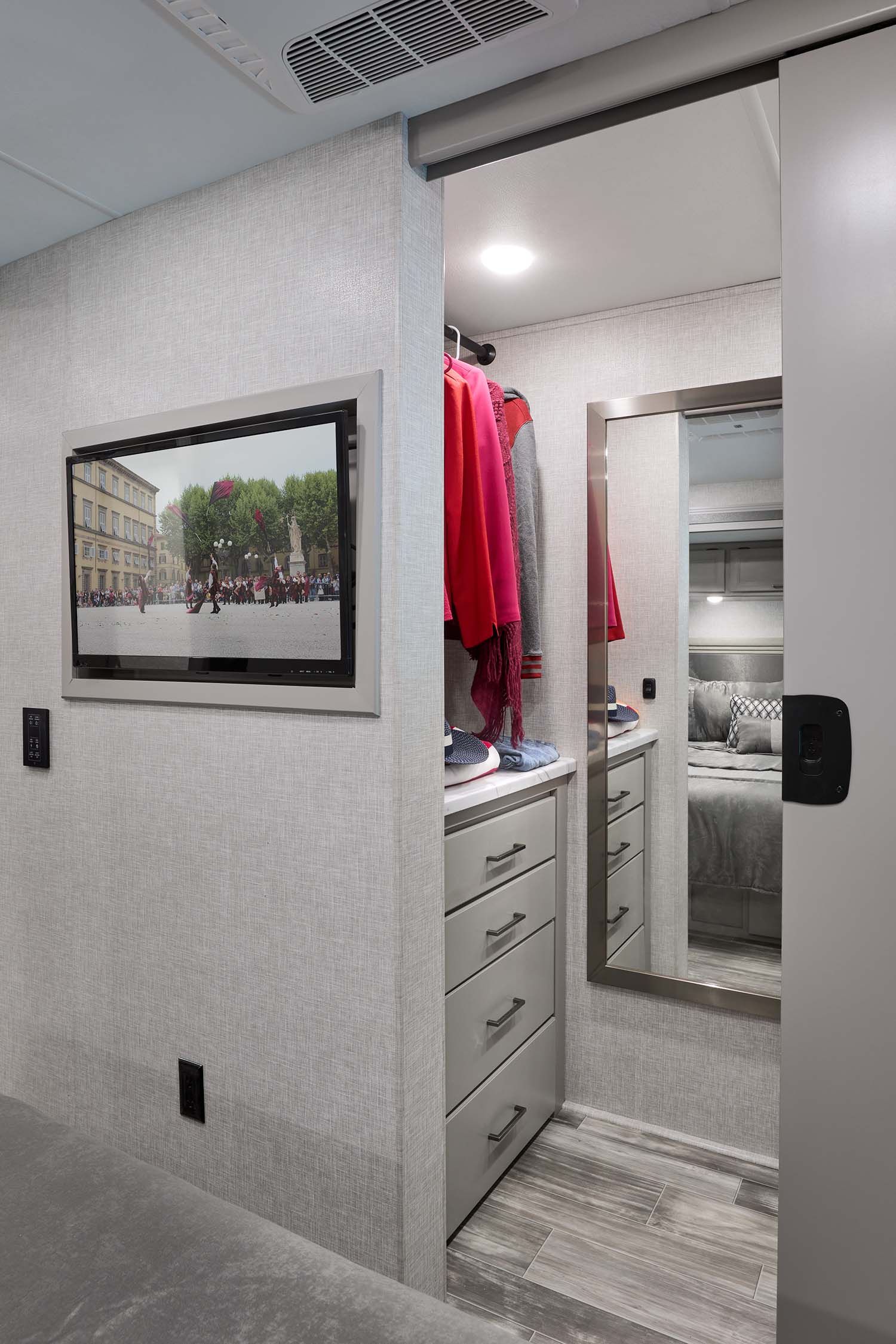 2022 Thor Hurricane Class A RV 31C Closet - Luxury Collection™ Charcoal Diamond walk in closet