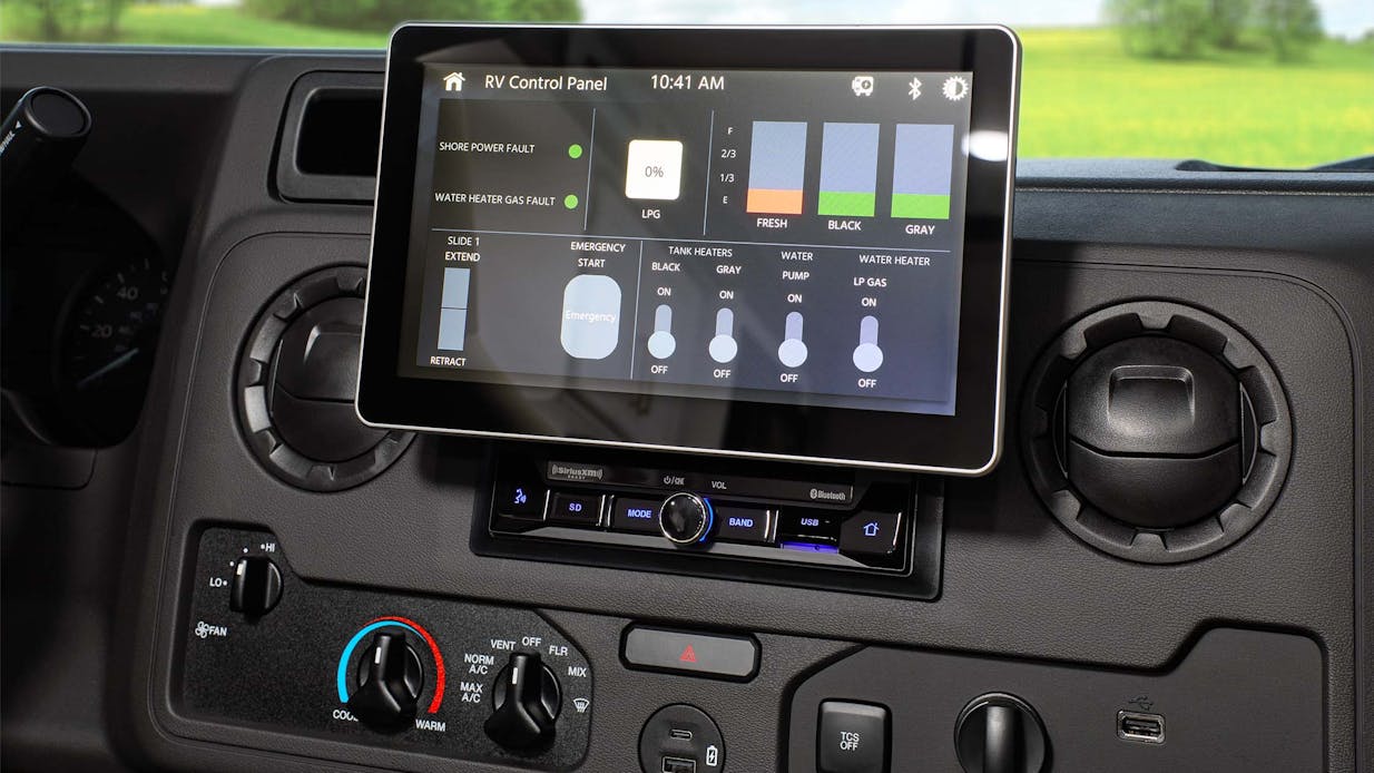 2025 Ford Class C 10 inch dash