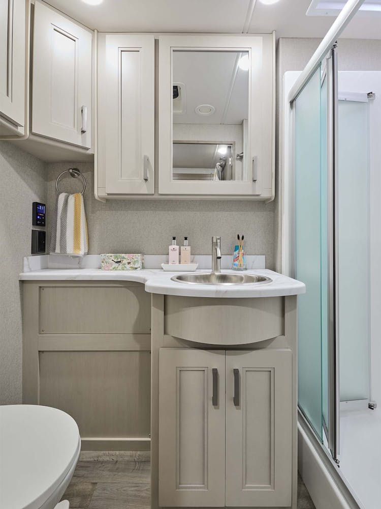 2026 Pasadena 34XG Notting Hill 2 Chalet Collection Bath