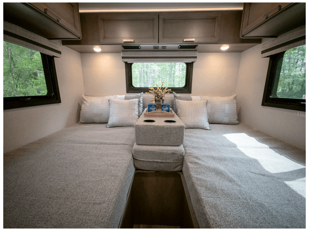 2026 Vegas 26.2 Seapearl Napa Collection Bedroom