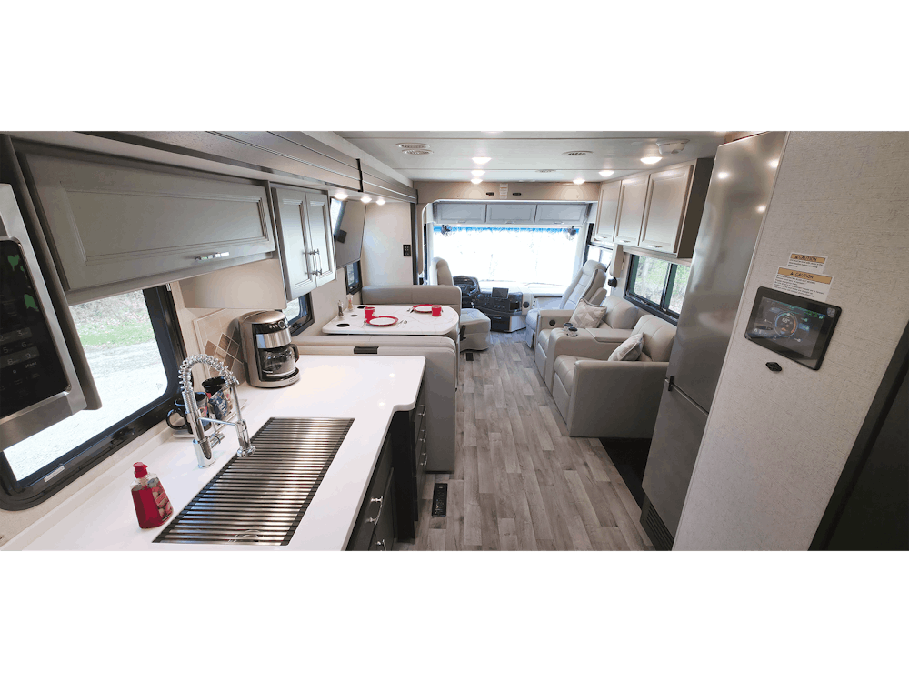 2026 Palazzo GT 33.6 Dovetail 2 Brighton Collection Back to Front