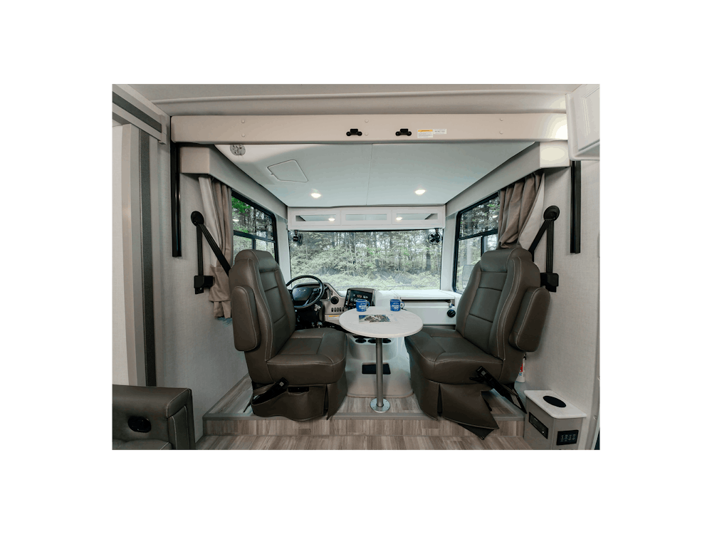 2026 Windsport 29L Meda Granite Cali Collection Front Table