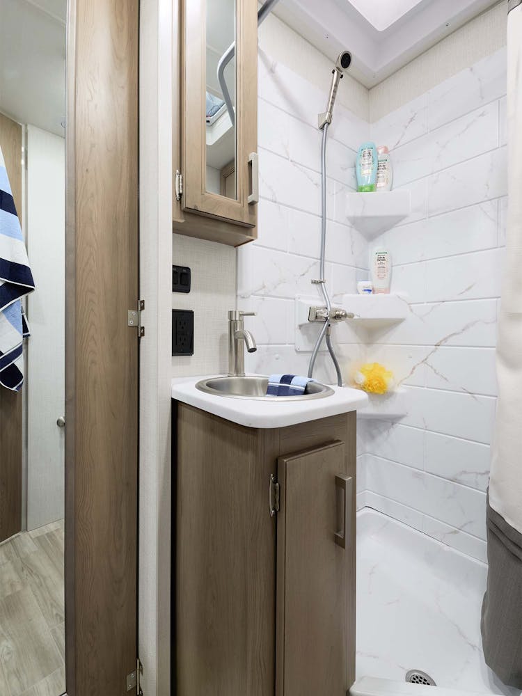 2026 Axis 24.1 Seapearl Napa Collection Bath
