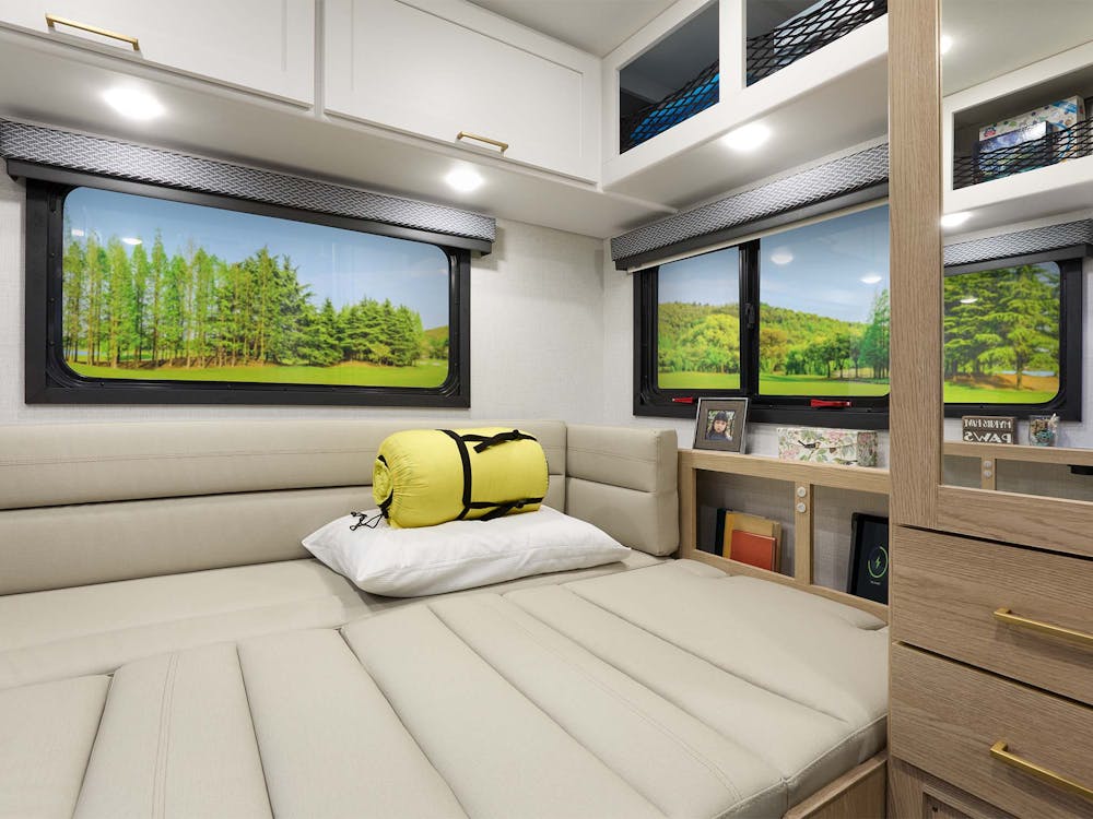 2026 Four Winds 19Z Nantucket Blue 2 Hampton Collection Conversion Bed