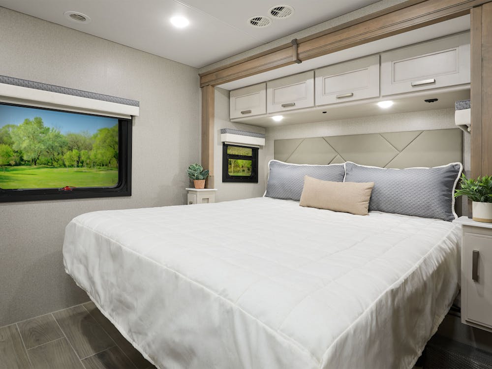 2026 Pasadena SV 38FX Sapphire Desert Chalet Bedroom