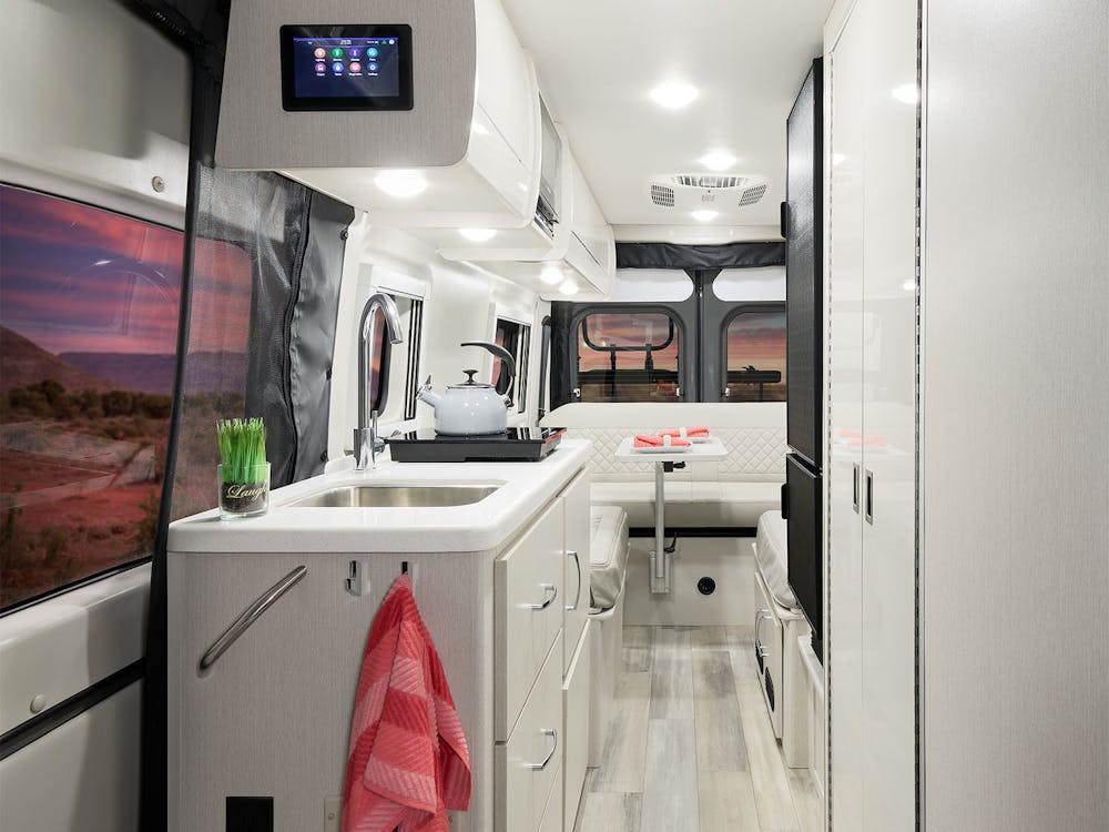 2026 Tellaro 20Y Modern White Front to Back