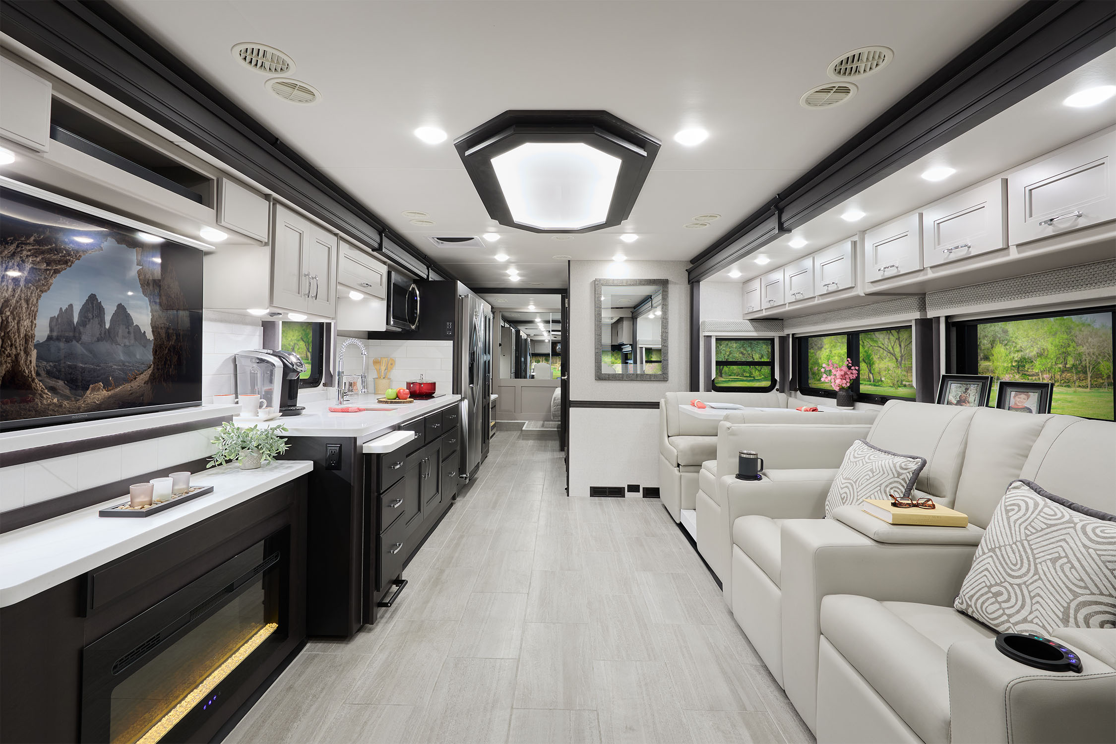 2026 Aria 3702 Naples with Ashville Collection Front to Back