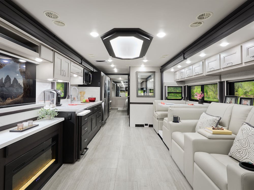 2026 Aria 3702 Naples with Ashville Collection Front to Back