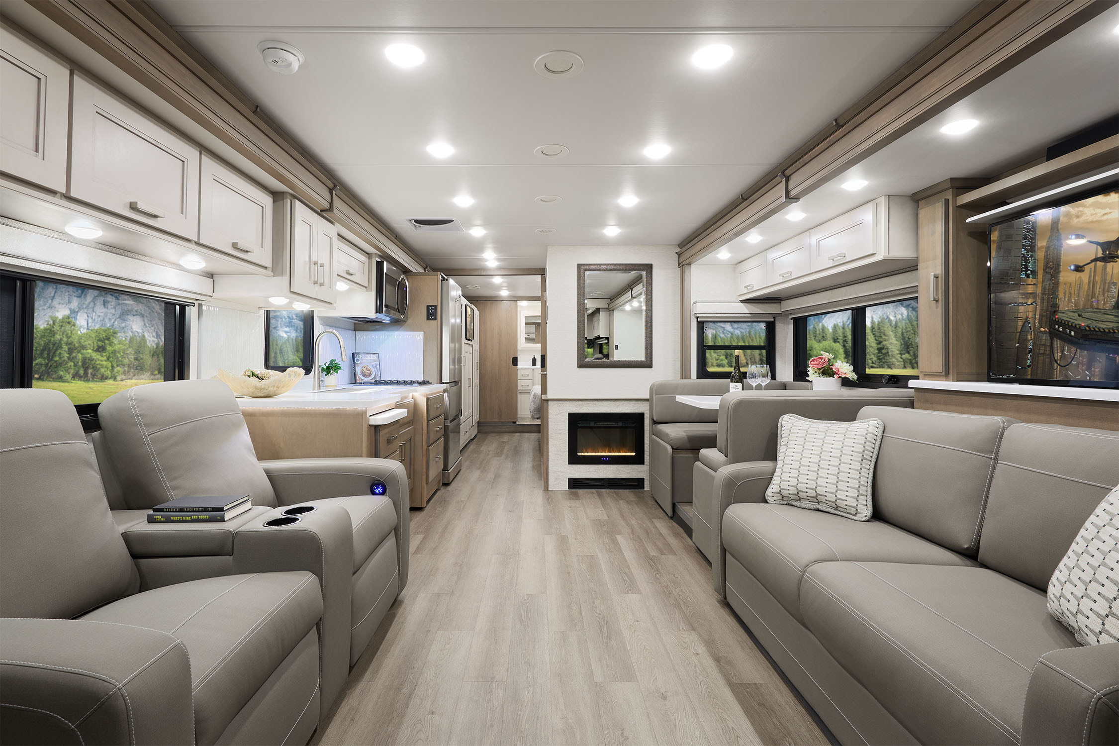 2026 Riviera 38RB Astrella 2 Chalet Collection F2B