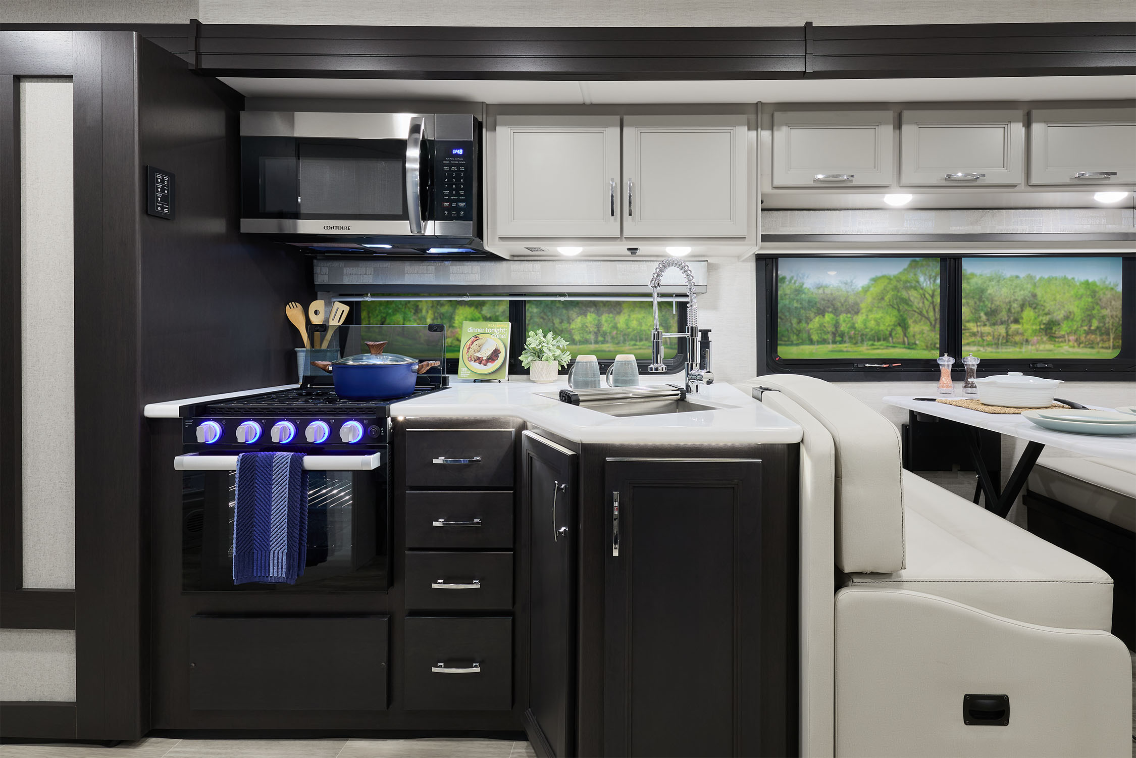 2026 Omni Trail R36 Morning Breeze Brighton Collection Kitchen