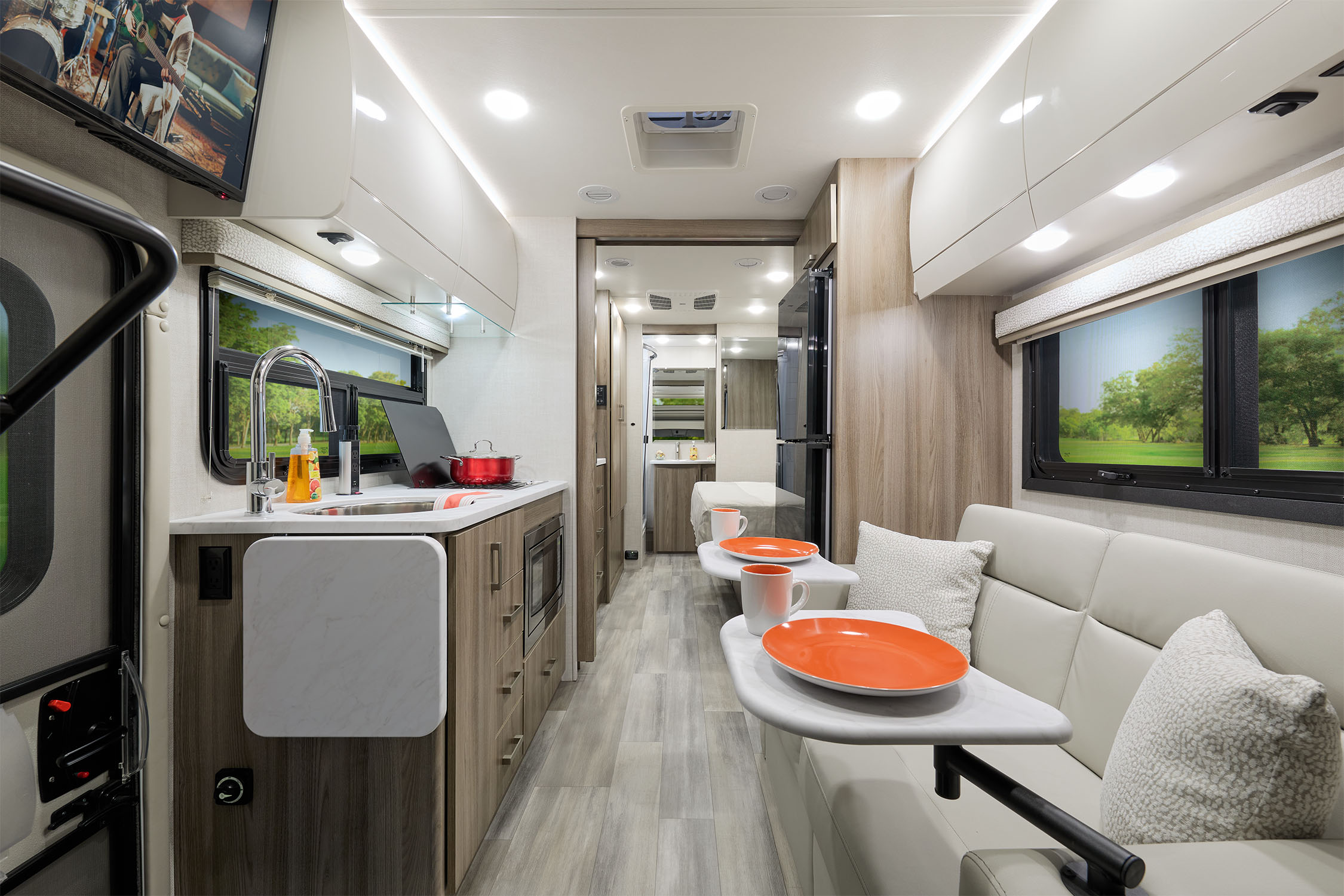 2026 Gemini 24JG Snow Leopard Modern Mocha Front to Back