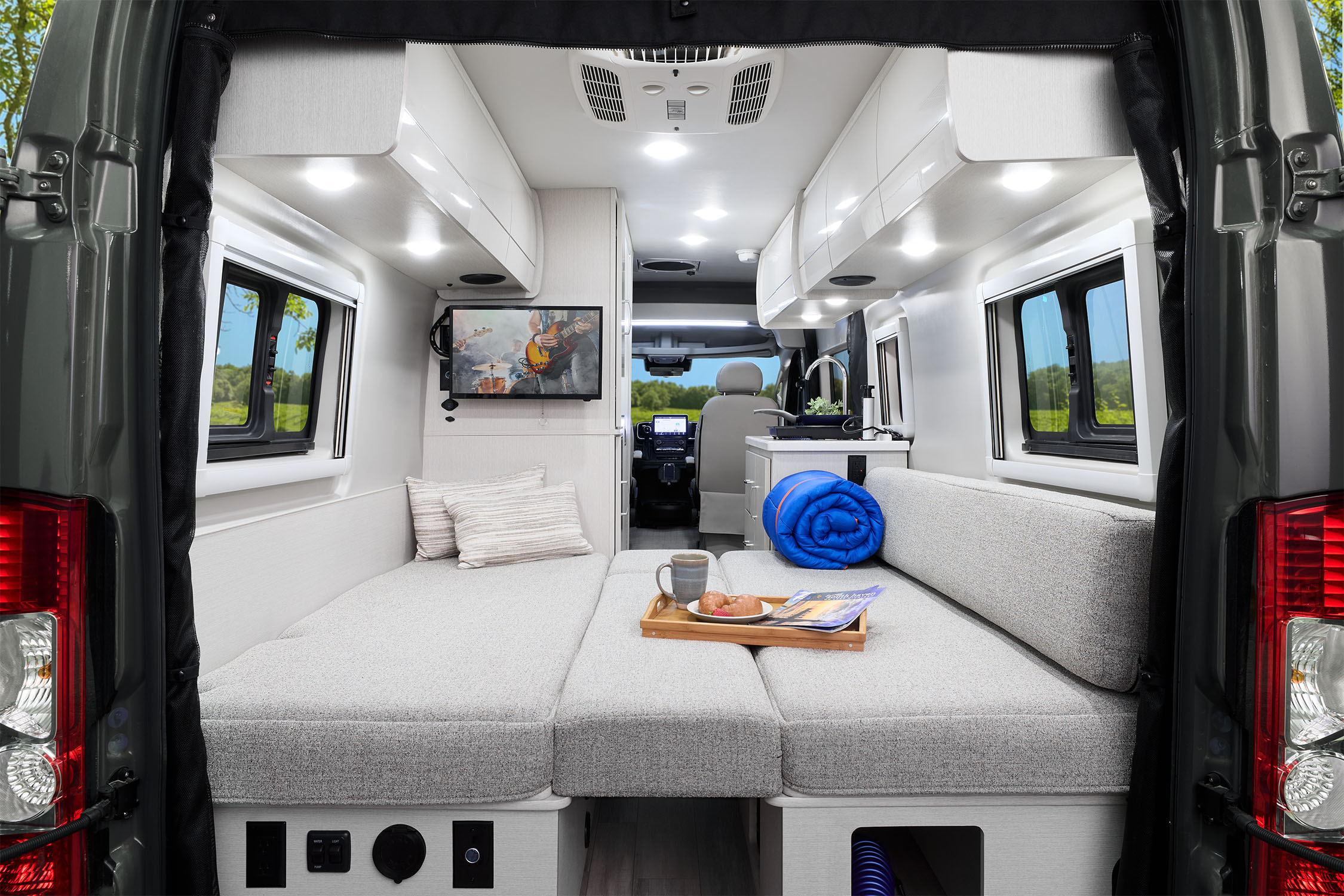 2026 Tellaro 20U Modern White Conversion Bed