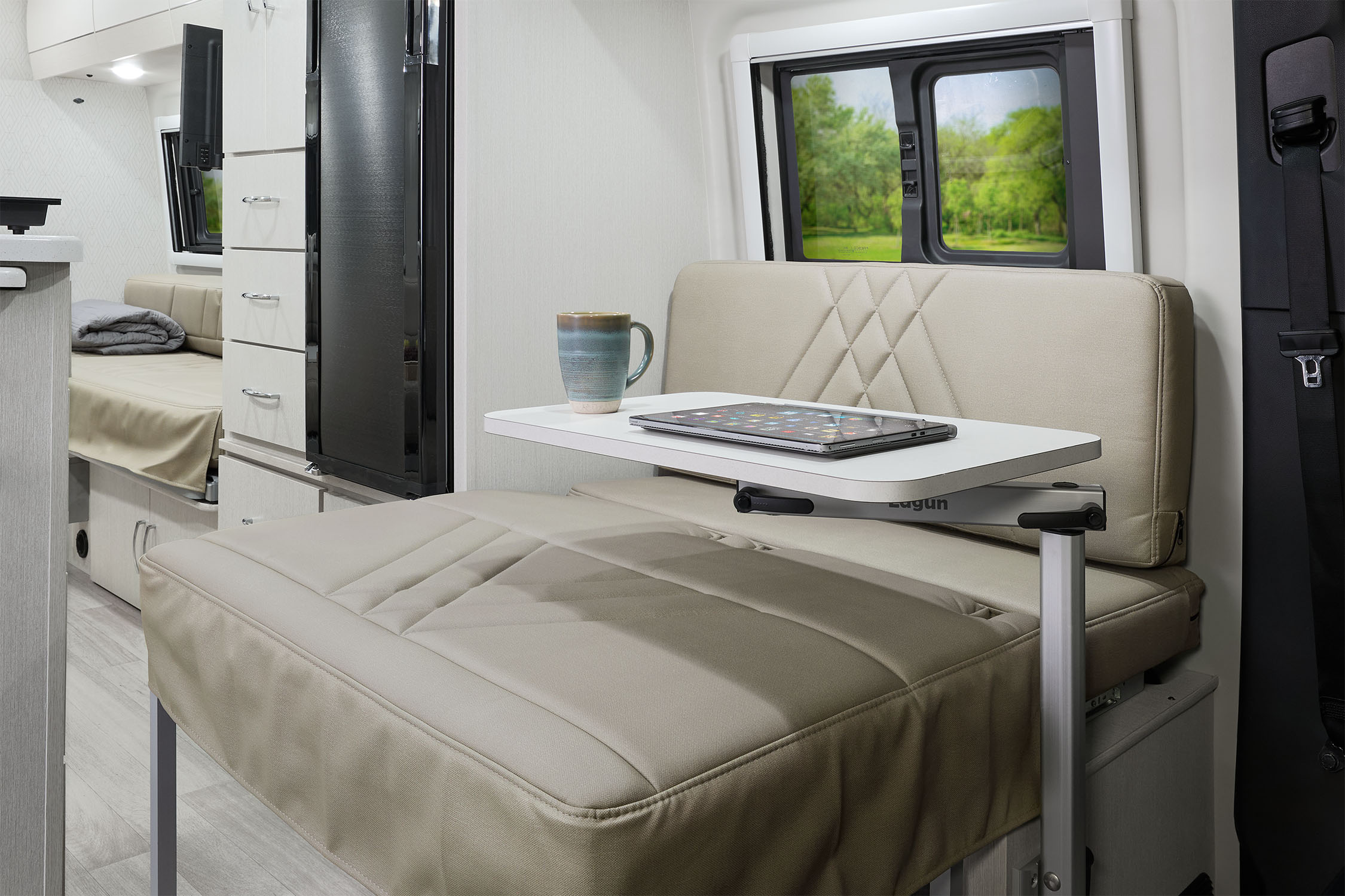 2026 Sanctuary 24A White Sand Chaise