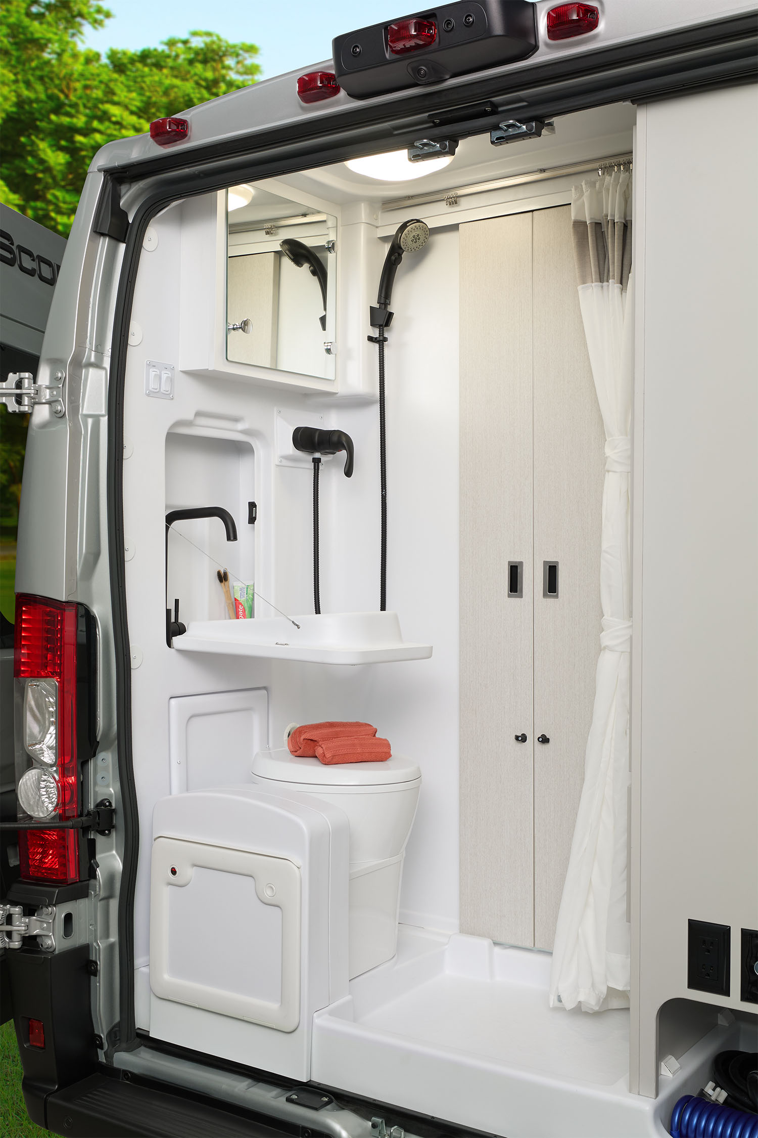 2026 Scope Sport 18MS Alpine White Bath