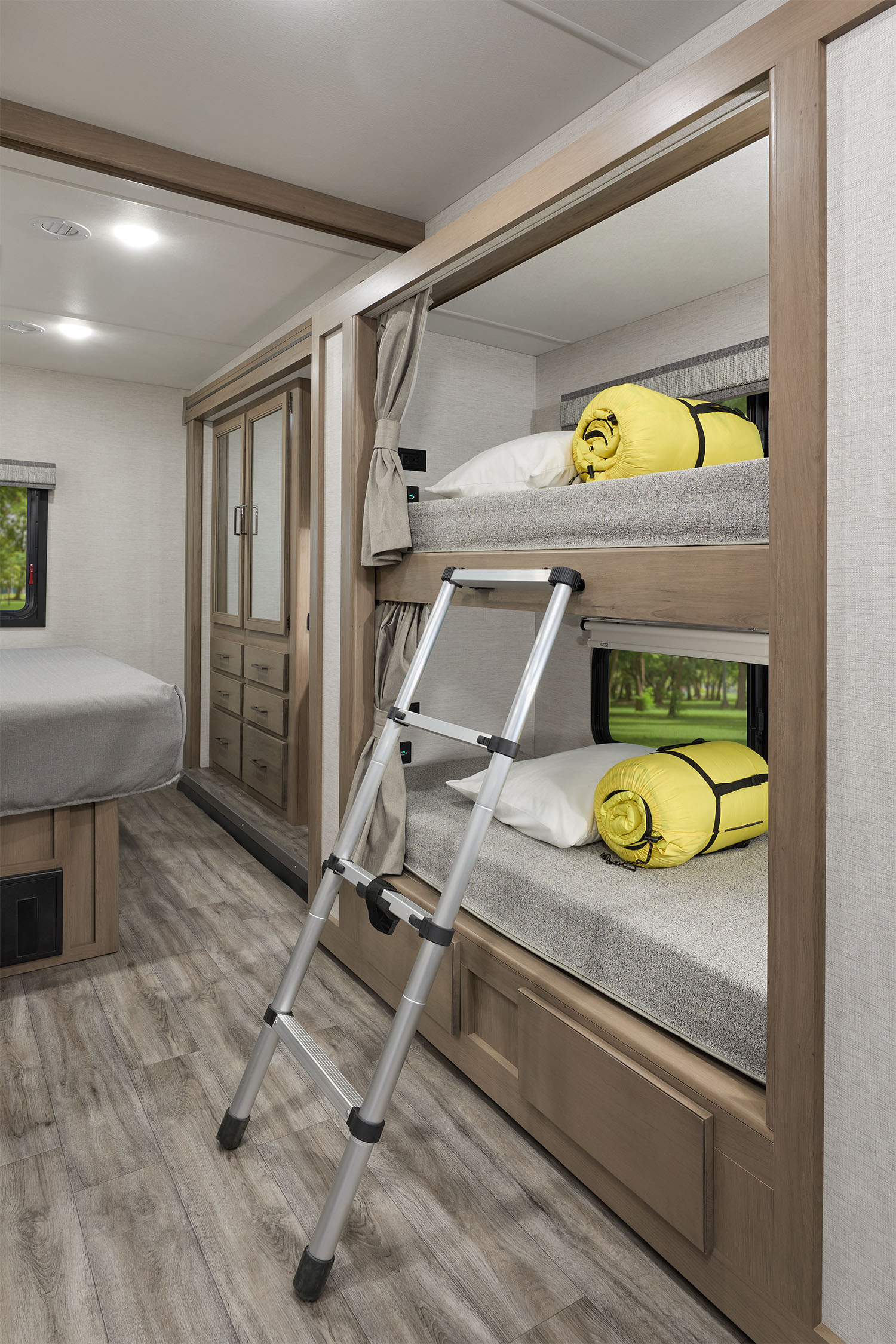 2026 ACE 32B Grand Haven & Retreat Collection Bunkbeds