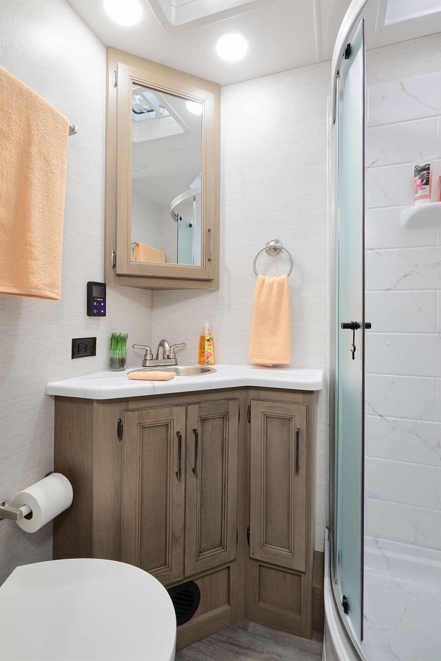 2026 ACE 32B Grand Haven & Retreat Collection Bath