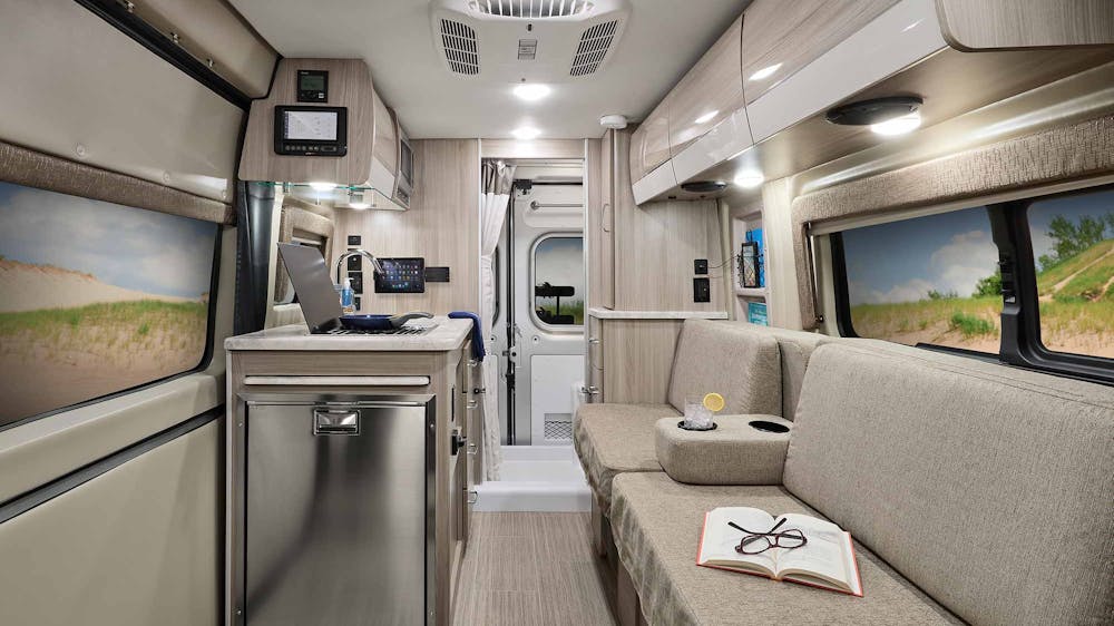 2022 Thor Scope Class B RV 18M Front to Back - Miami Miami Modern Cabinetry