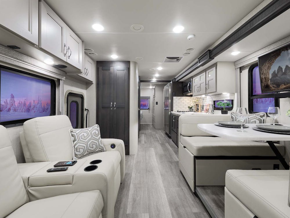 Inception® - Thor Motor Coach