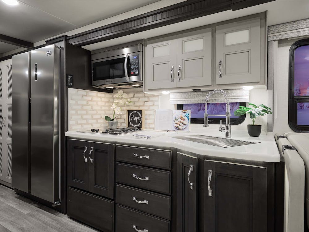 2024 Inception kitchen bright interior with snowy conditions out of windows