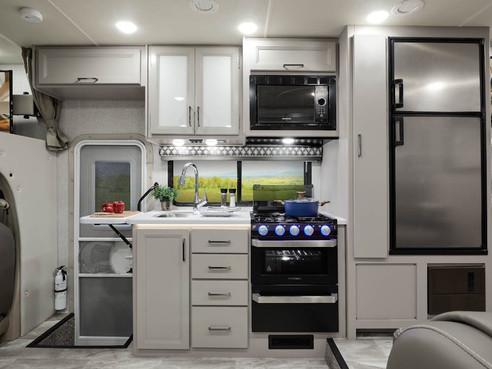 2022 Thor Quantum LC Class C RV LC25 Kitchen - Luxury Collection™ Charcoal Diamond Coastline Grey Cabinetry