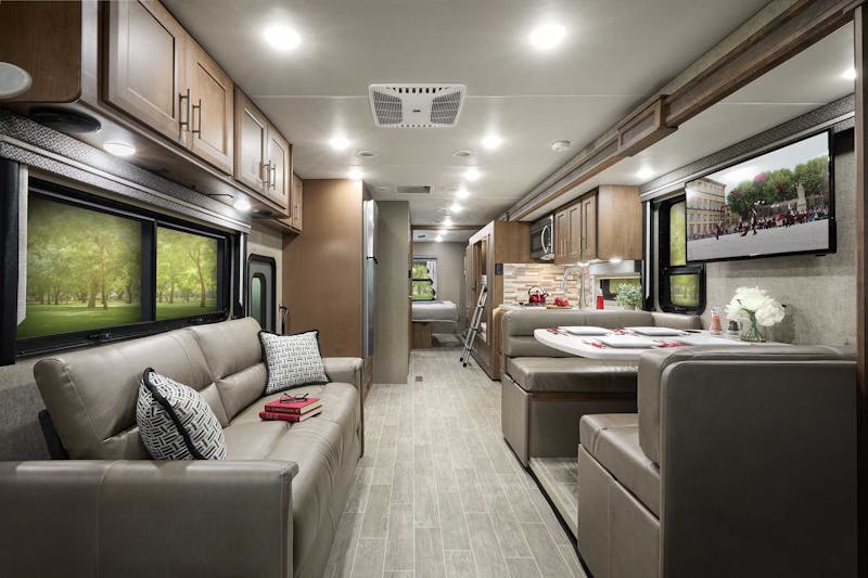 Staying in an RV is better than a Hotel - Here’s Why